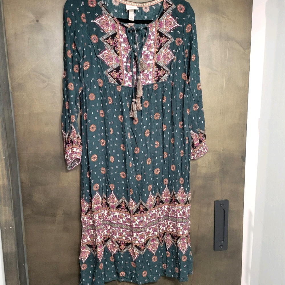 Flowy bohemian dress with front ties